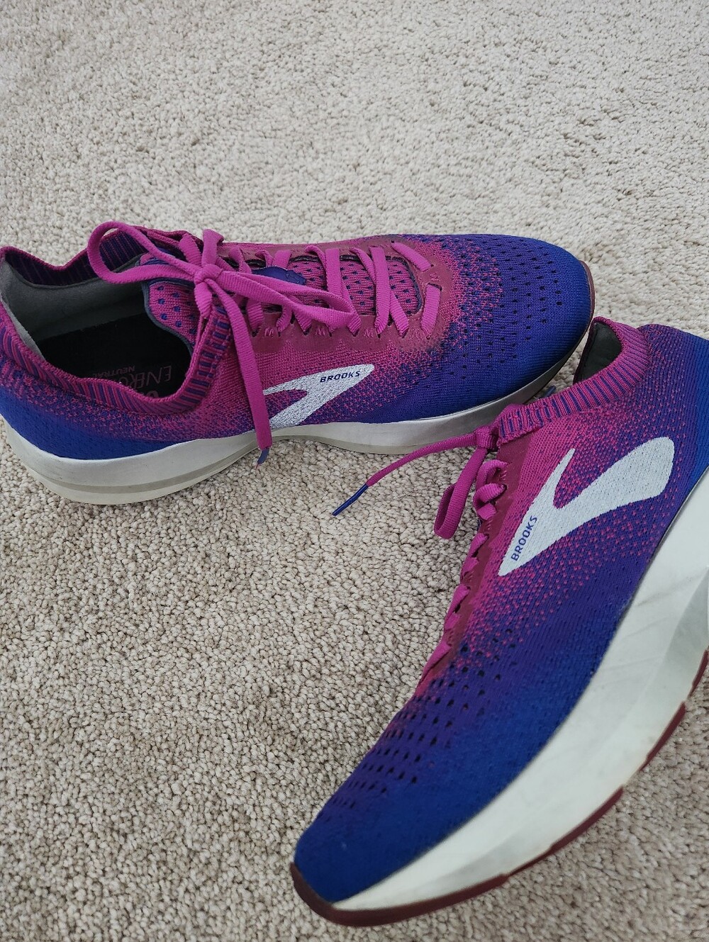 Brooks Levitate 2 Size 10